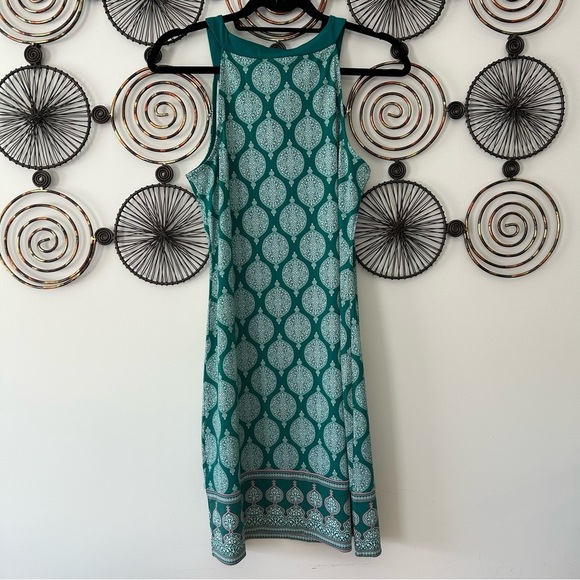 Magnolia Grace Green Halter Dress - Picture 2 of 9